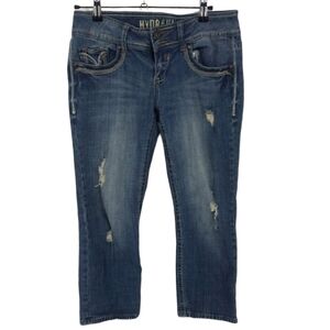 Hydraulic Distressed Jean Capri